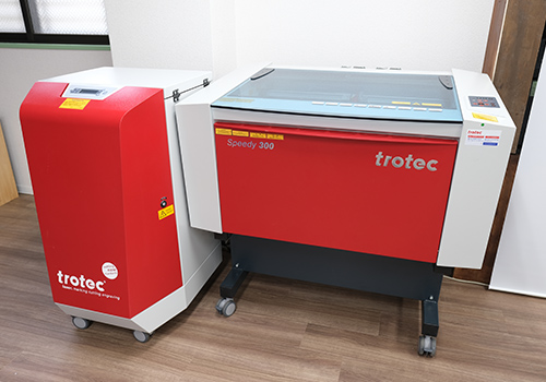 スキャナ・レーザーカッター